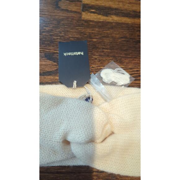 Hat Attack Ivory Twist Front Cashmere Headband NWT main image 4